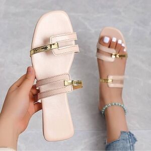 YIRENZUI Women's European Casual Flat Strappy Sandals - Cream/Gold - Size 9